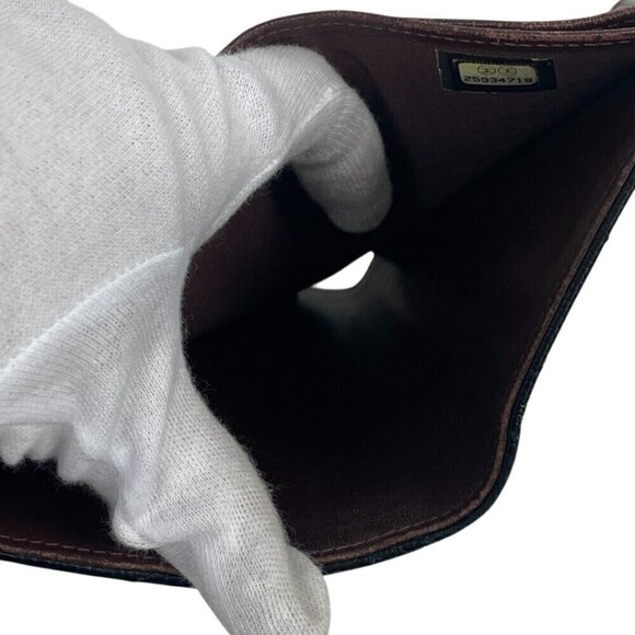 CHANEL Black Wallet - Picture 7 of 12